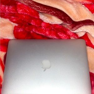 MacBook Air (13-inch, Mid 2011)